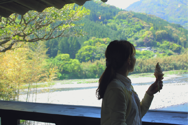 「KOCHI ICE Co., Ltd.」One bite and you won’t be able to stay away!A shop with delicious ice cream and fresh air